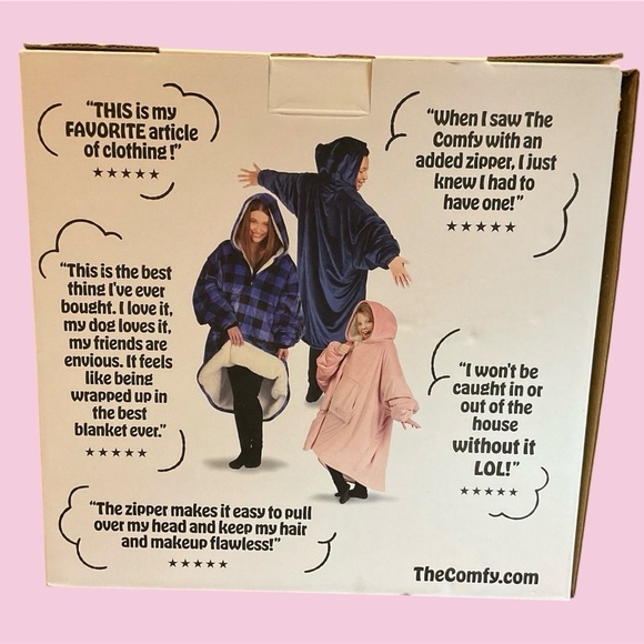 COMFY WEARABLE BLANKET WITH 1/4 ZIPPER AND HOODIE IN ROYAL BLUE - Picture 2 of 3